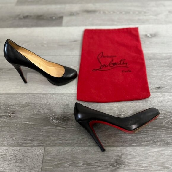 Christian Louboutin Shoes - Christian Louboutin Black Pumps
